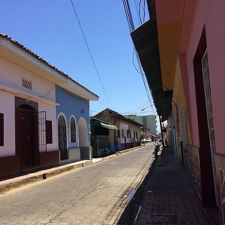 El Callejon Guest House Леон Экстерьер фото