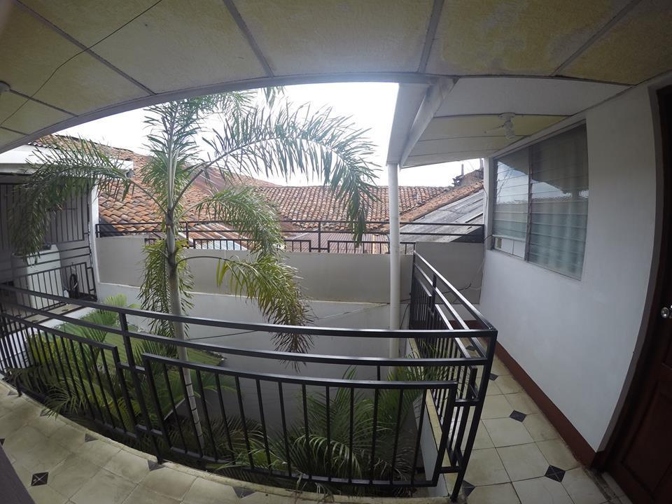 El Callejon Guest House Леон Экстерьер фото